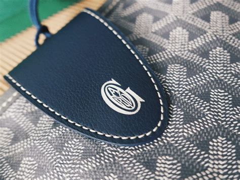 Goyard 2019 Leather Bag Clip .